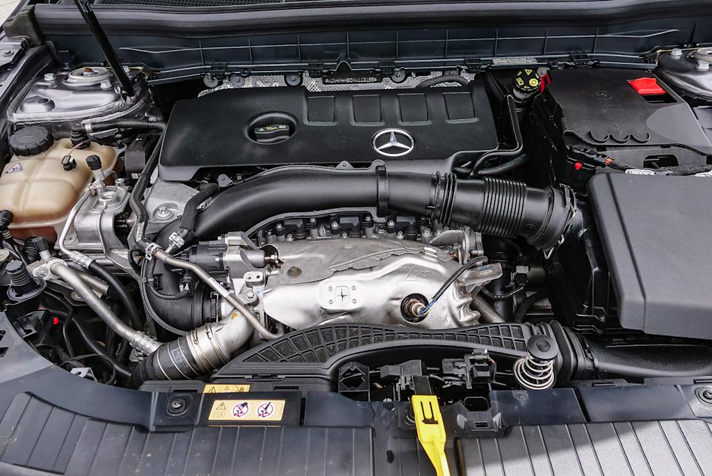 Thumbnail: 2021 Mercedes-Benz GLB - 8