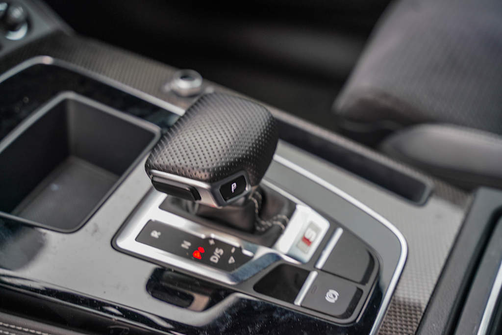 Thumbnail: 2022 Audi SQ5 - 12