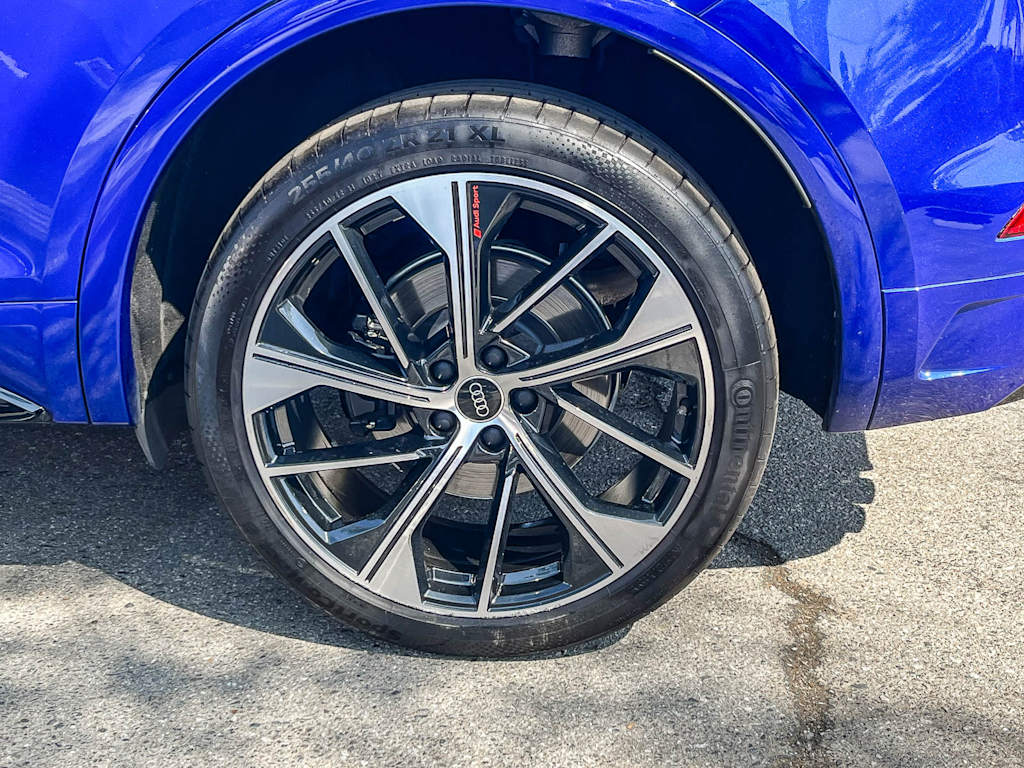 Thumbnail: 2023 Audi SQ5 - 7