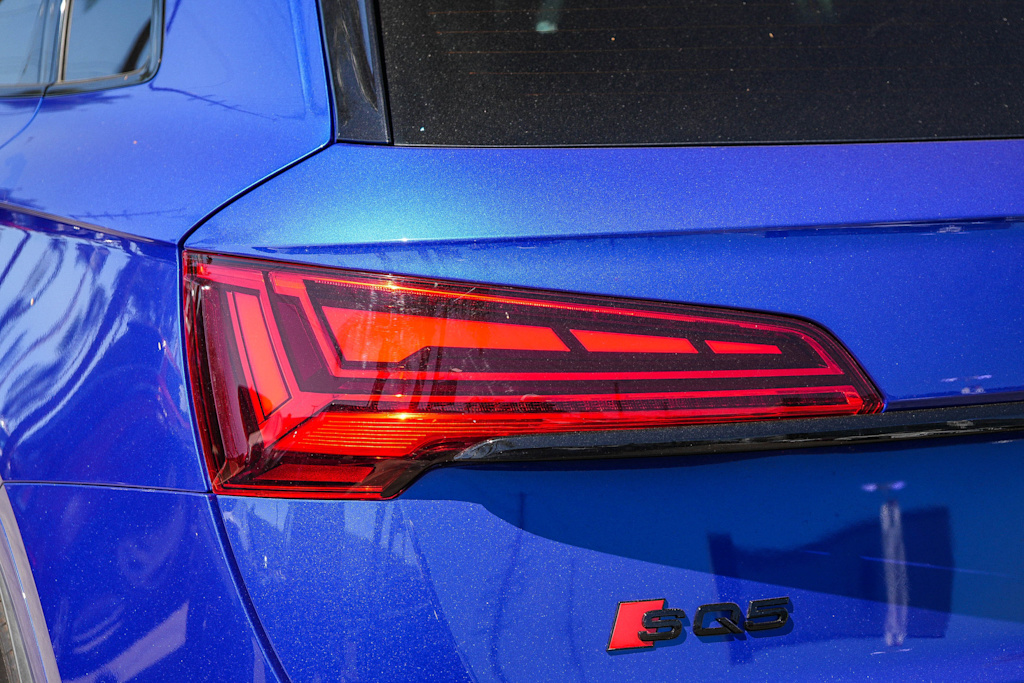Thumbnail: 2023 Audi SQ5 - 20