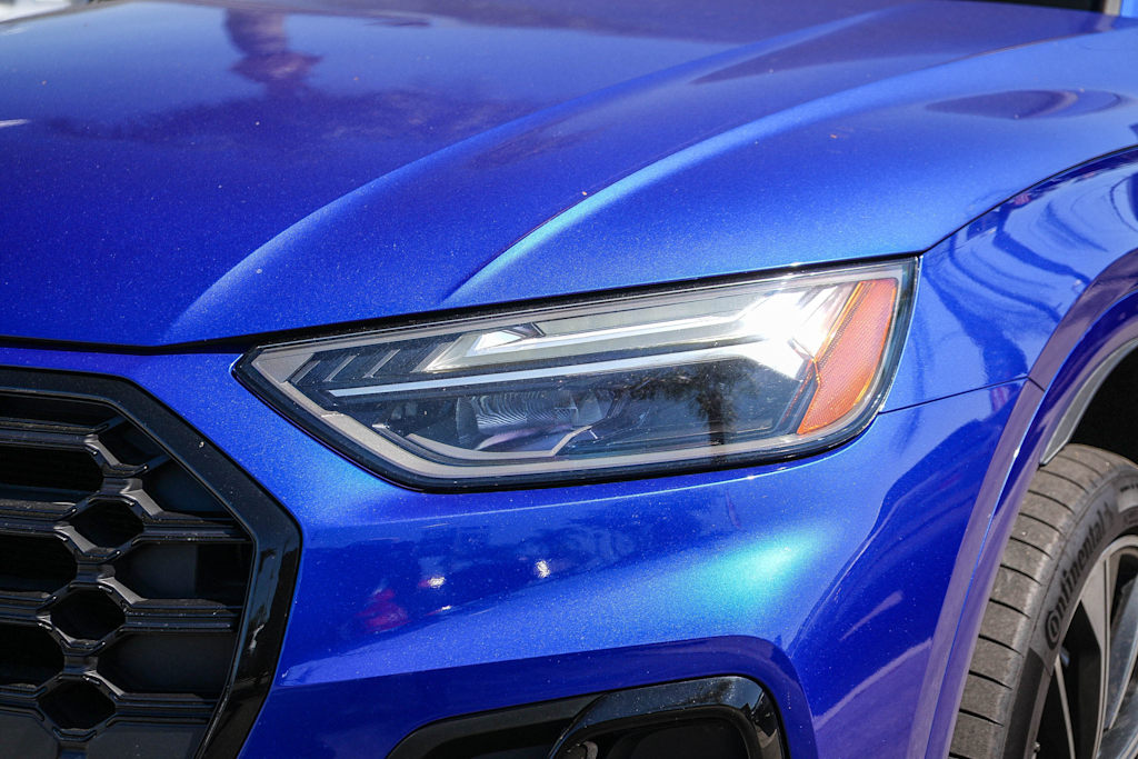Thumbnail: 2023 Audi SQ5 - 22