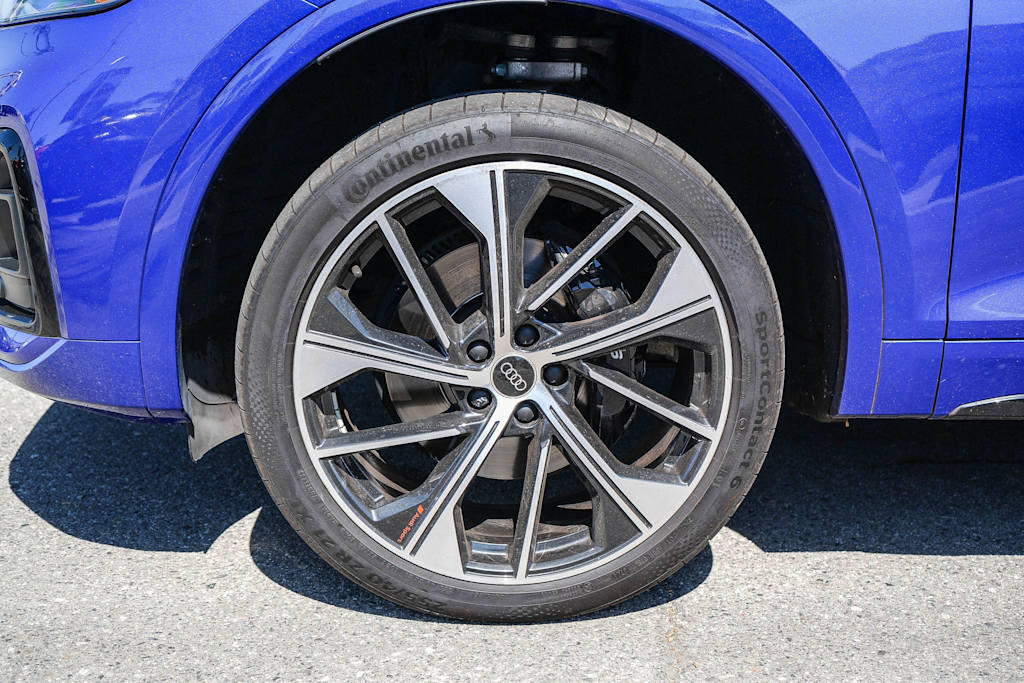 Thumbnail: 2023 Audi SQ5 - 21