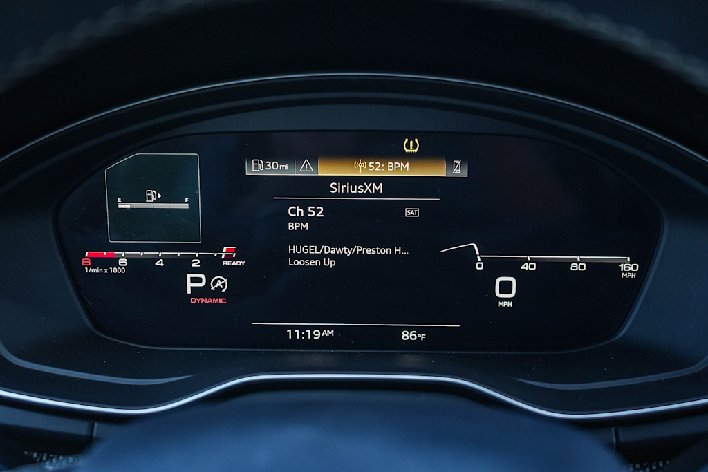 Thumbnail: 2023 Audi SQ5 - 15