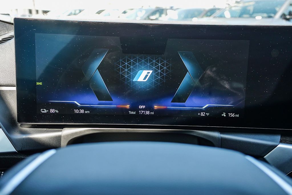 Thumbnail: 2023 BMW i4 - 15