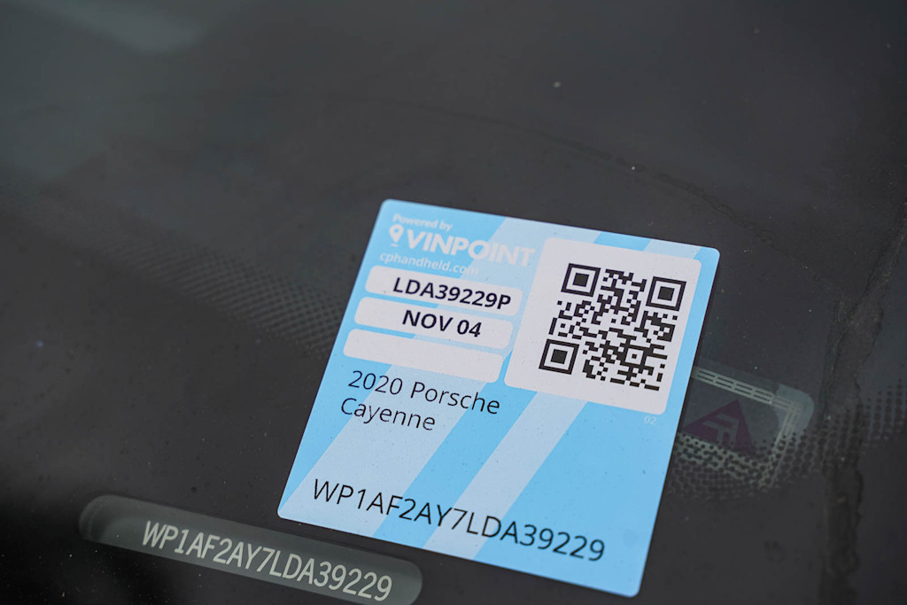 Thumbnail: 2020 Porsche Cayenne - 22