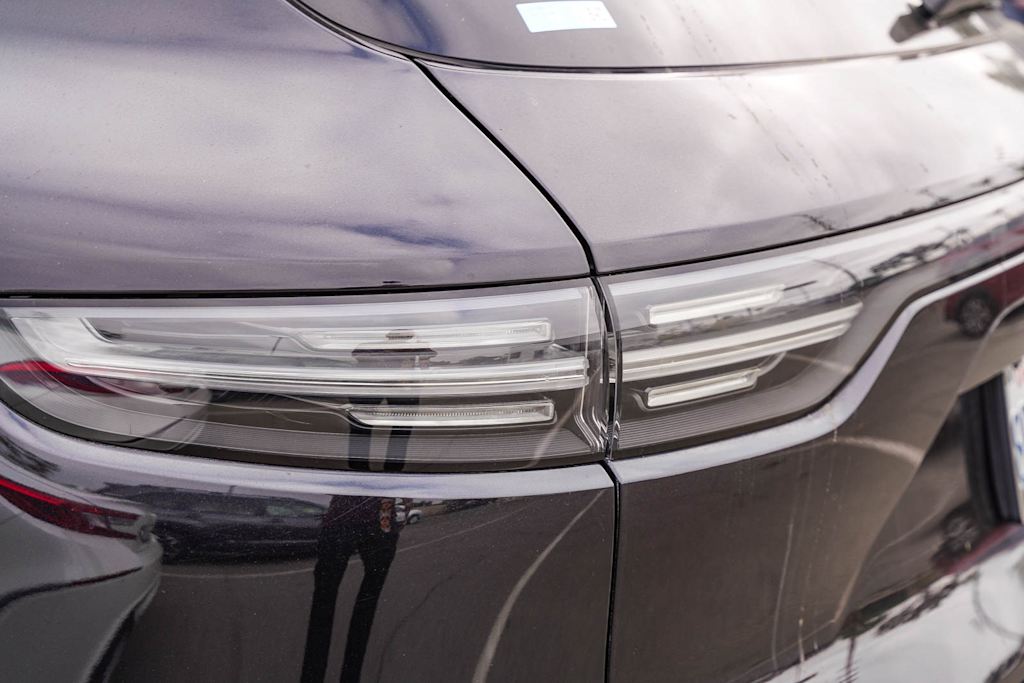 Thumbnail: 2020 Porsche Cayenne - 15