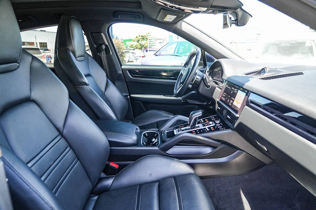 Thumbnail: 2021 Porsche Cayenne - 7