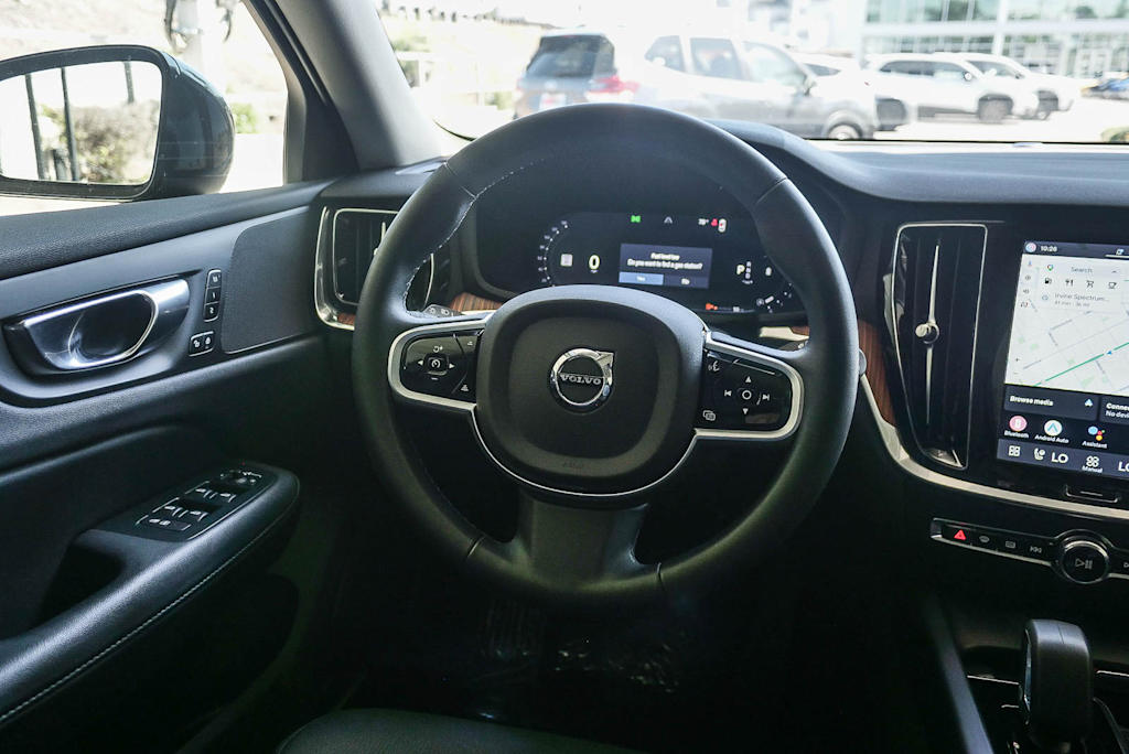 Thumbnail: 2025 Volvo V60 - 11