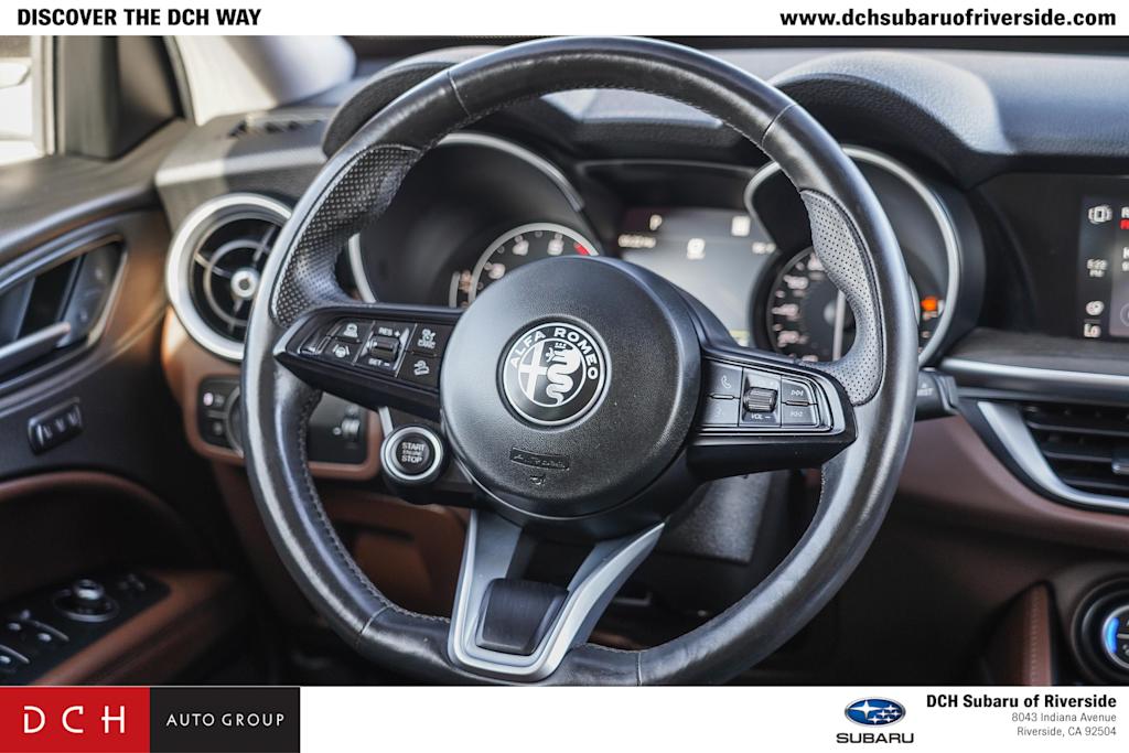Thumbnail: 2021 Alfa Romeo Stelvio - 9