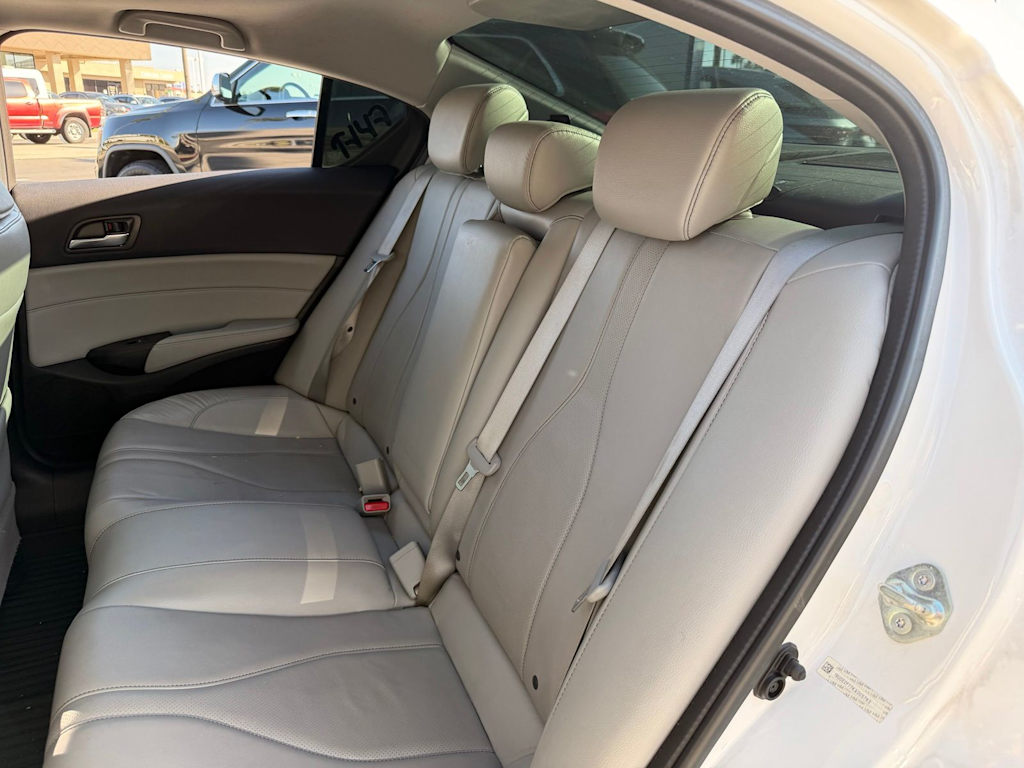 Thumbnail: 2019 Acura ILX - 19