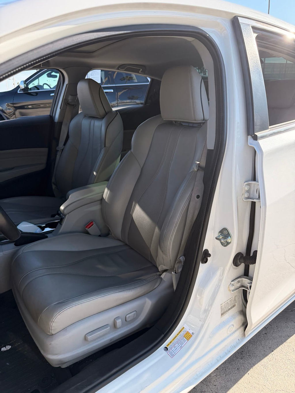 Thumbnail: 2019 Acura ILX - 10