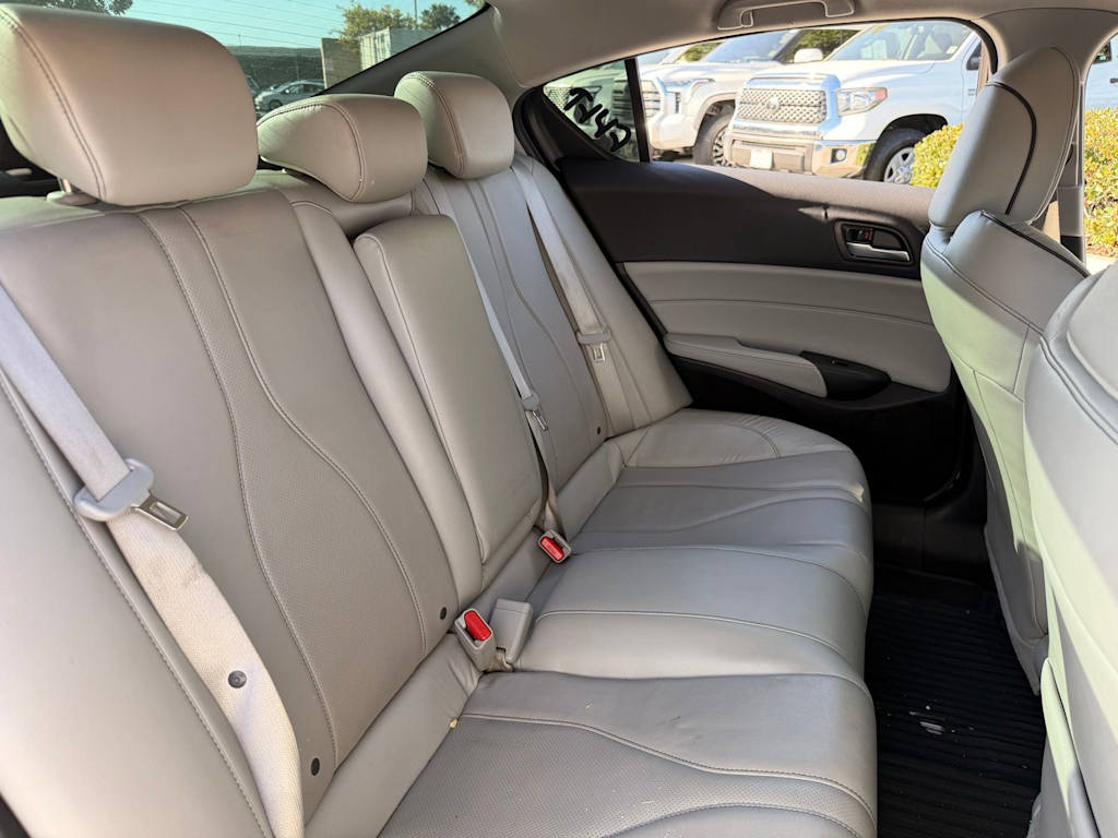 Thumbnail: 2019 Acura ILX - 20