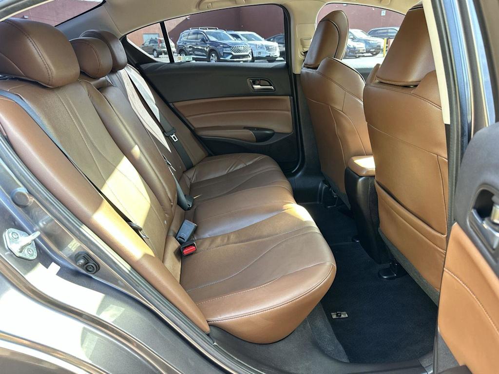 2022 Acura ILX Premium 13