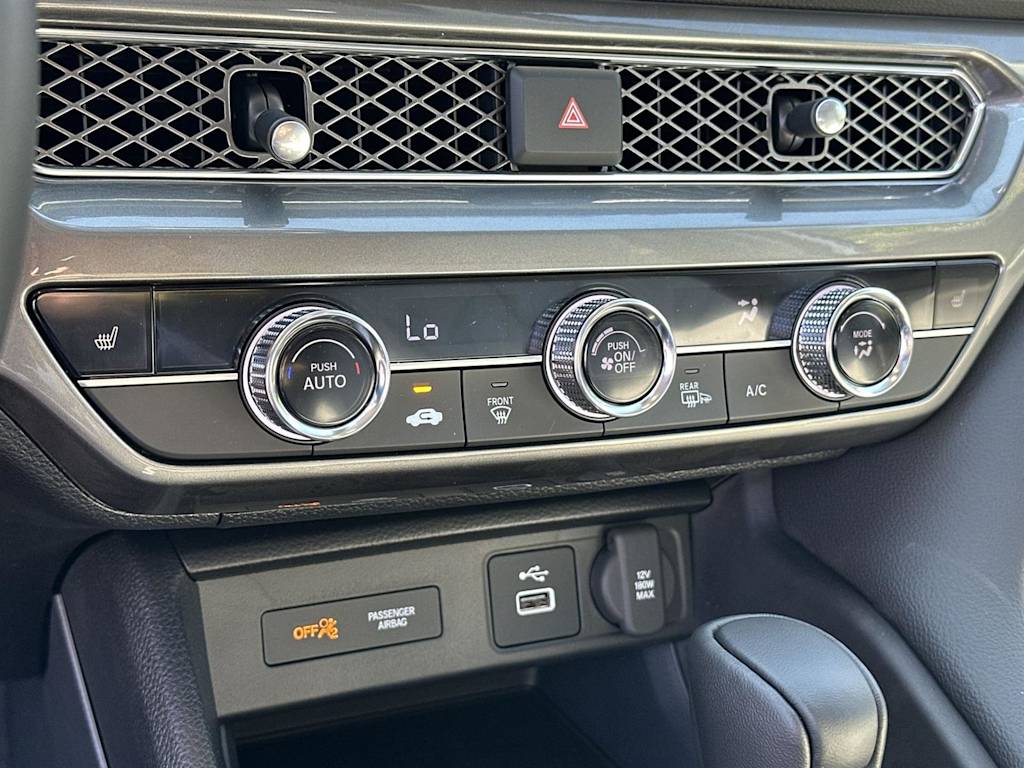 Thumbnail: 2025 Acura Integra - 28