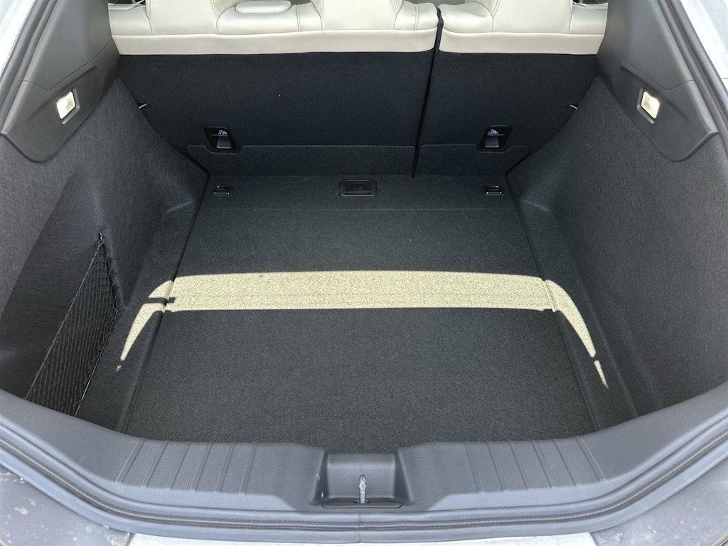 Thumbnail: 2025 Acura Integra - 18