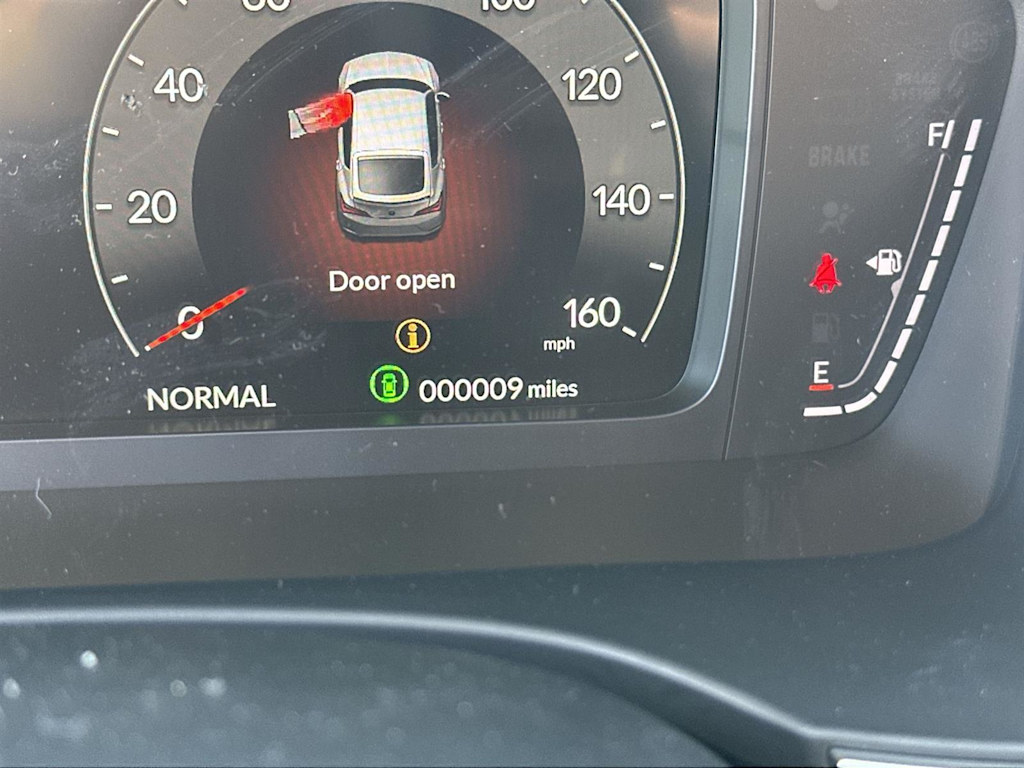 Thumbnail: 2026 Acura Integra - 18