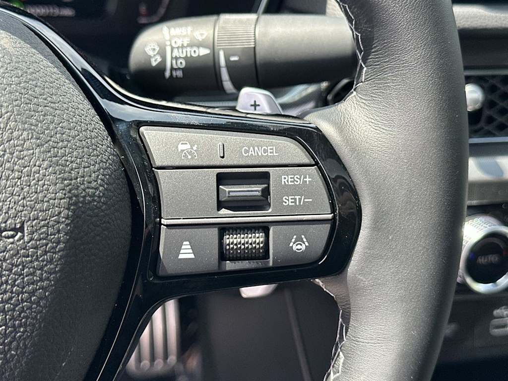 Thumbnail: 2025 Acura Integra - 24