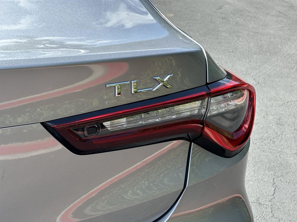Thumbnail: 2025 Acura TLX - 21