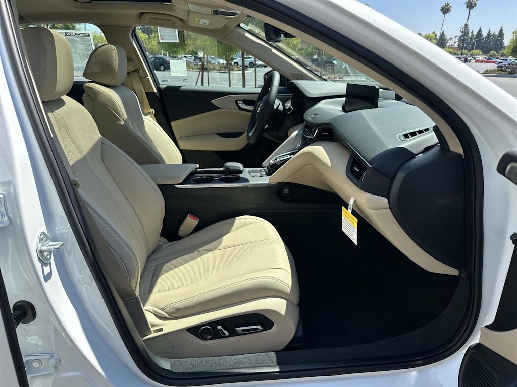 Thumbnail: 2025 Acura TLX - 12