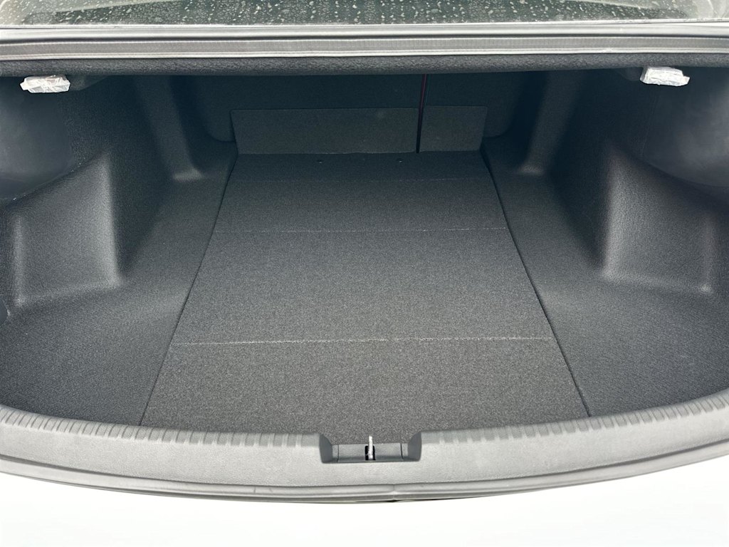 Thumbnail: 2025 Acura TLX - 18