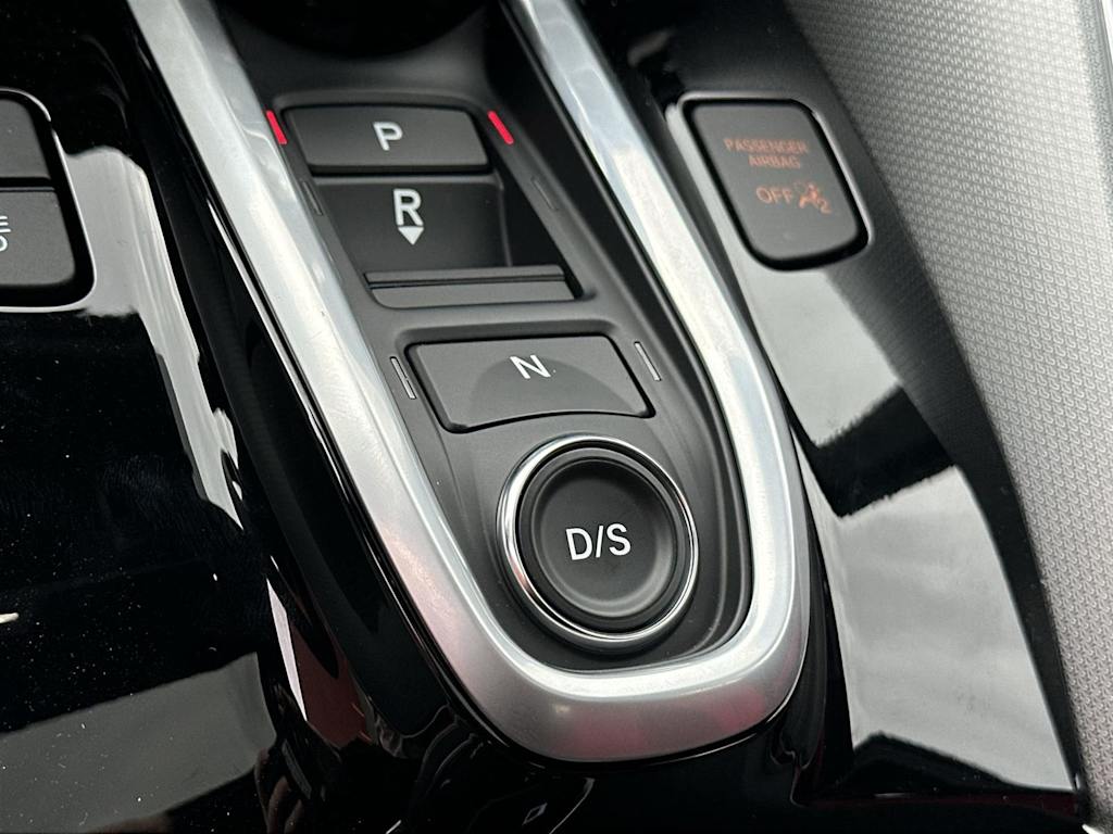 Thumbnail: 2025 Acura TLX - 16