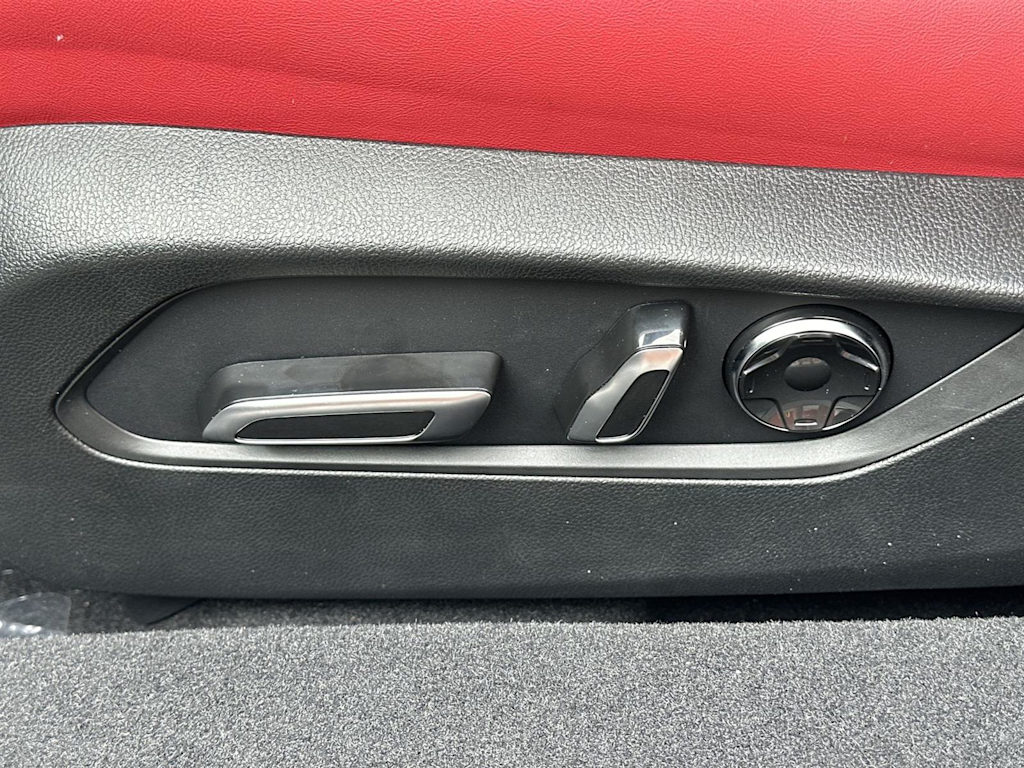 Thumbnail: 2025 Acura TLX - 22