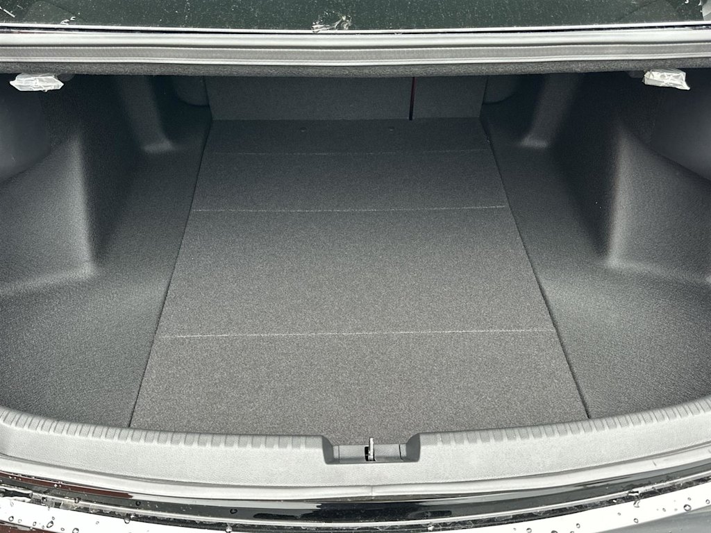 Thumbnail: 2025 Acura TLX - 18