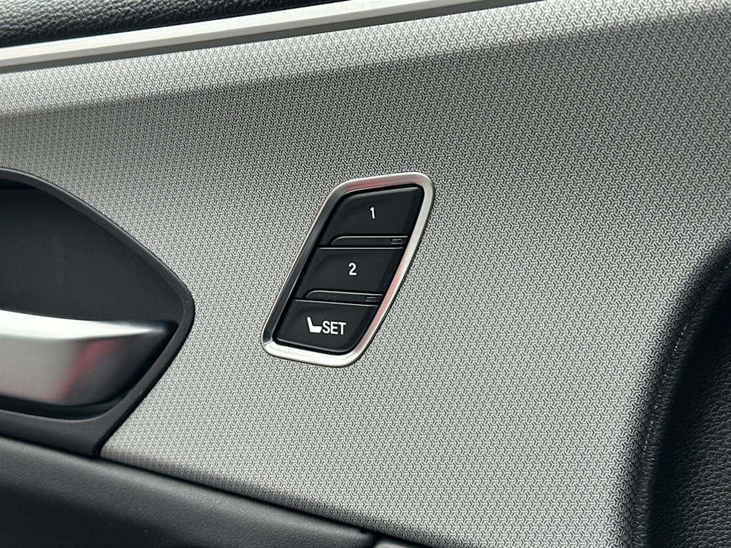 Thumbnail: 2025 Acura TLX - 30