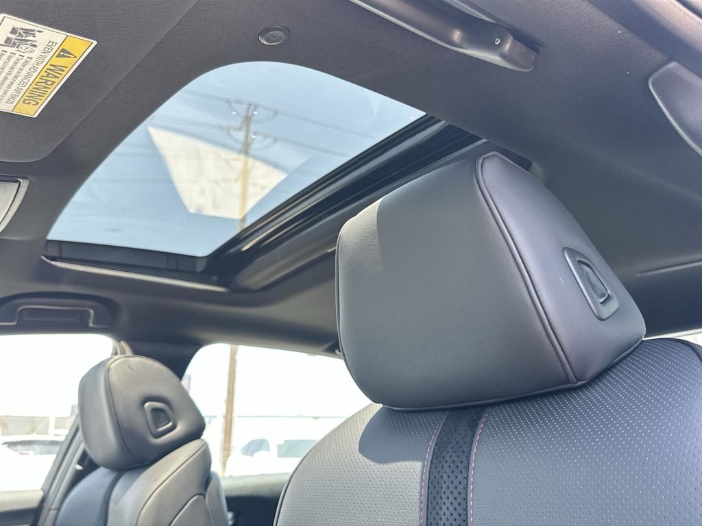 Thumbnail: 2025 Acura TLX - 31