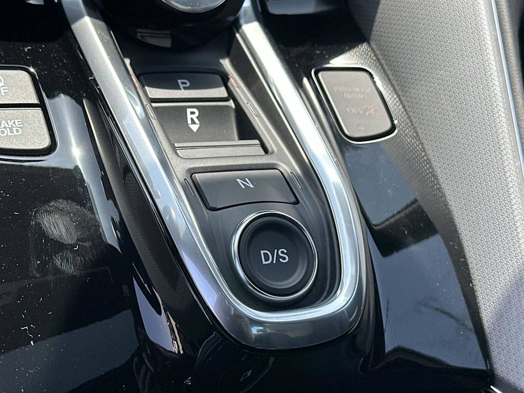 Thumbnail: 2025 Acura TLX - 22