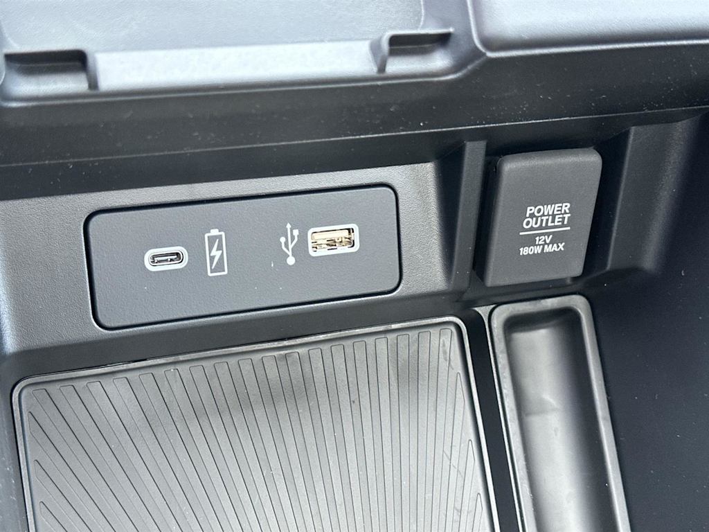 Thumbnail: 2025 Acura TLX - 28