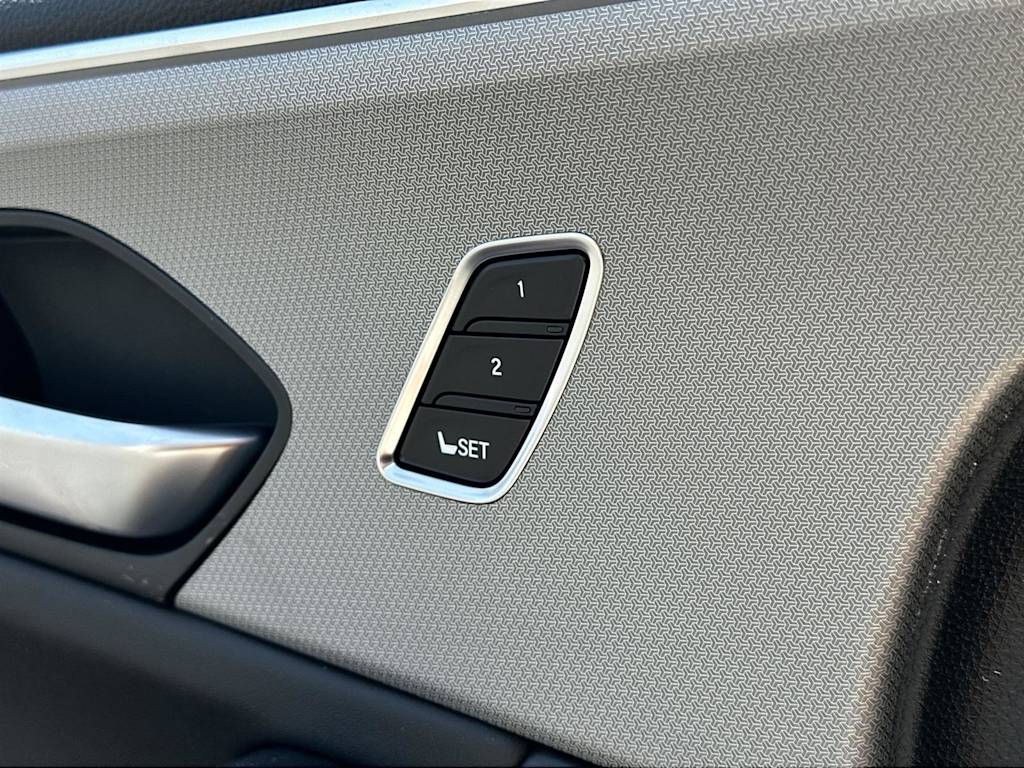 Thumbnail: 2025 Acura TLX - 31