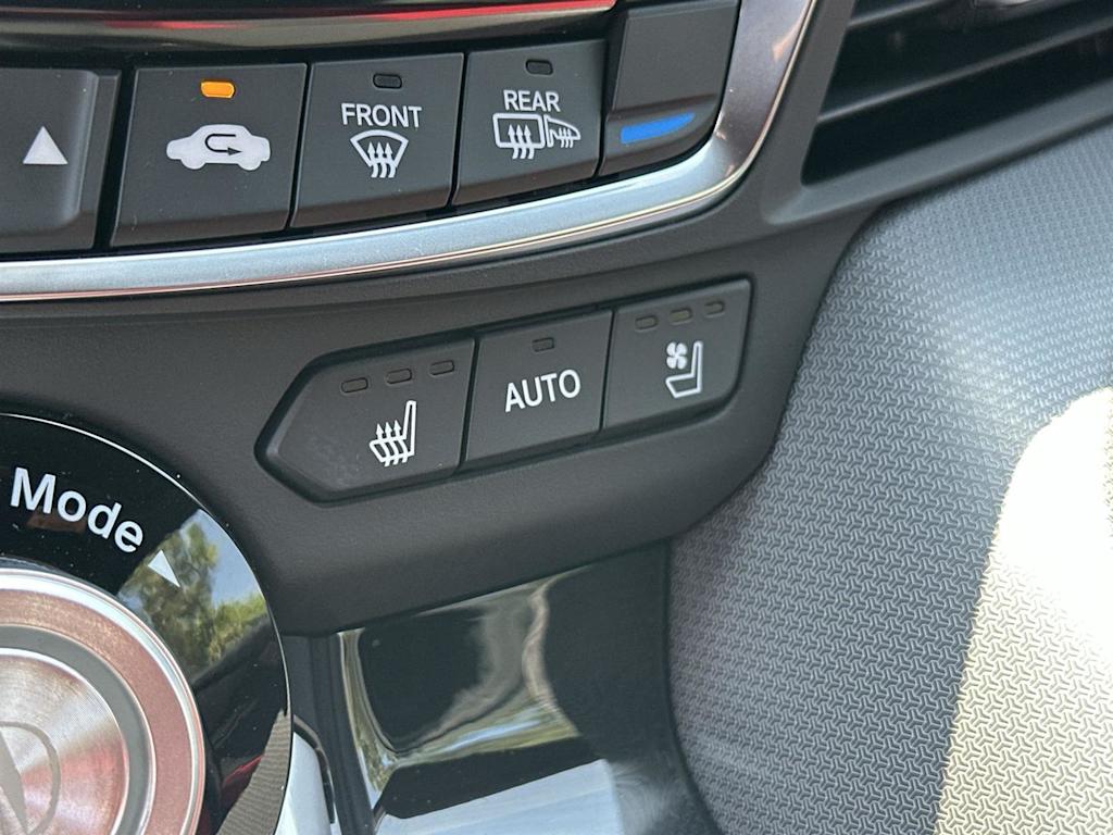 Thumbnail: 2025 Acura TLX - 26