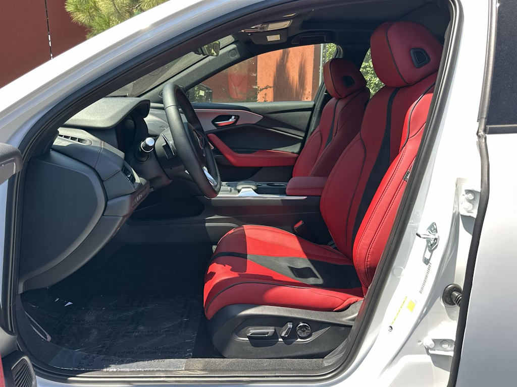 Thumbnail: 2025 Acura TLX - 10