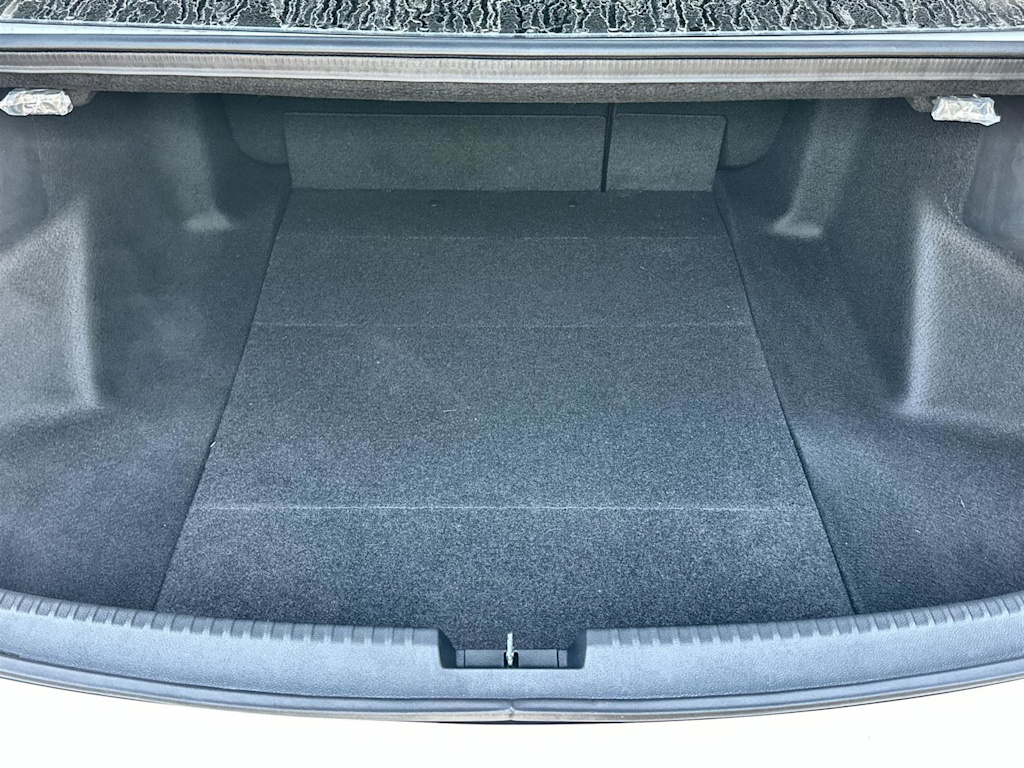 Thumbnail: 2025 Acura TLX - 18