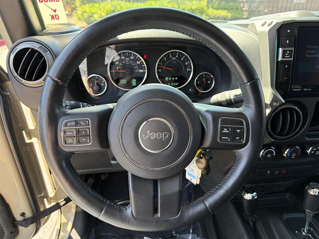 Thumbnail: 2017 Jeep Wrangler - 14