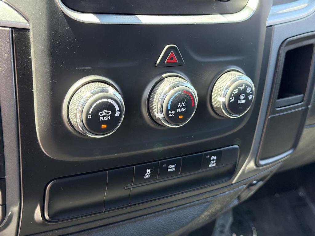 Thumbnail: 2024 RAM 1500 - 29