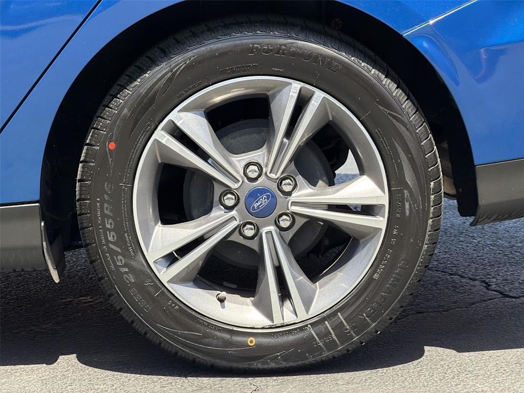 Thumbnail: 2018 Ford Focus - 8