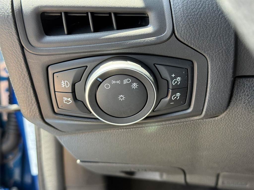 Thumbnail: 2018 Ford Focus - 30