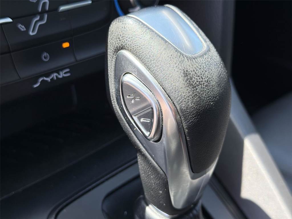 Thumbnail: 2016 Ford Focus - 30