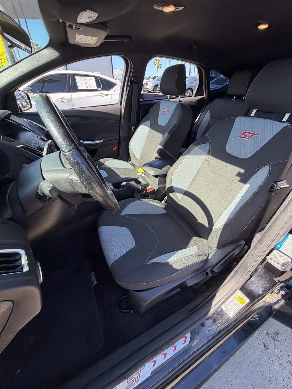 Thumbnail: 2018 Ford Focus - 10