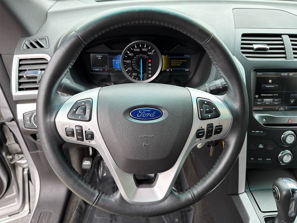 Thumbnail: 2015 Ford Explorer - 15
