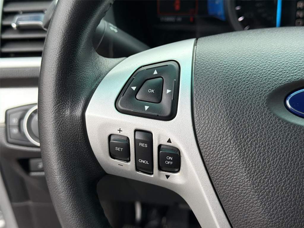 Thumbnail: 2015 Ford Explorer - 22
