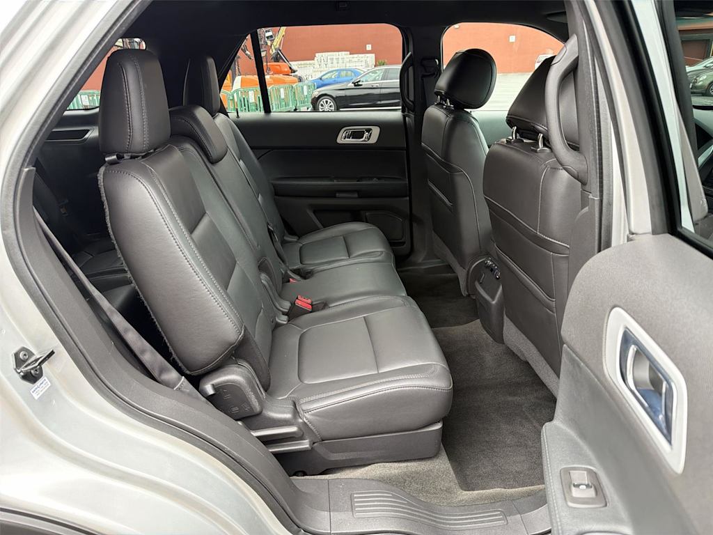 Thumbnail: 2015 Ford Explorer - 13