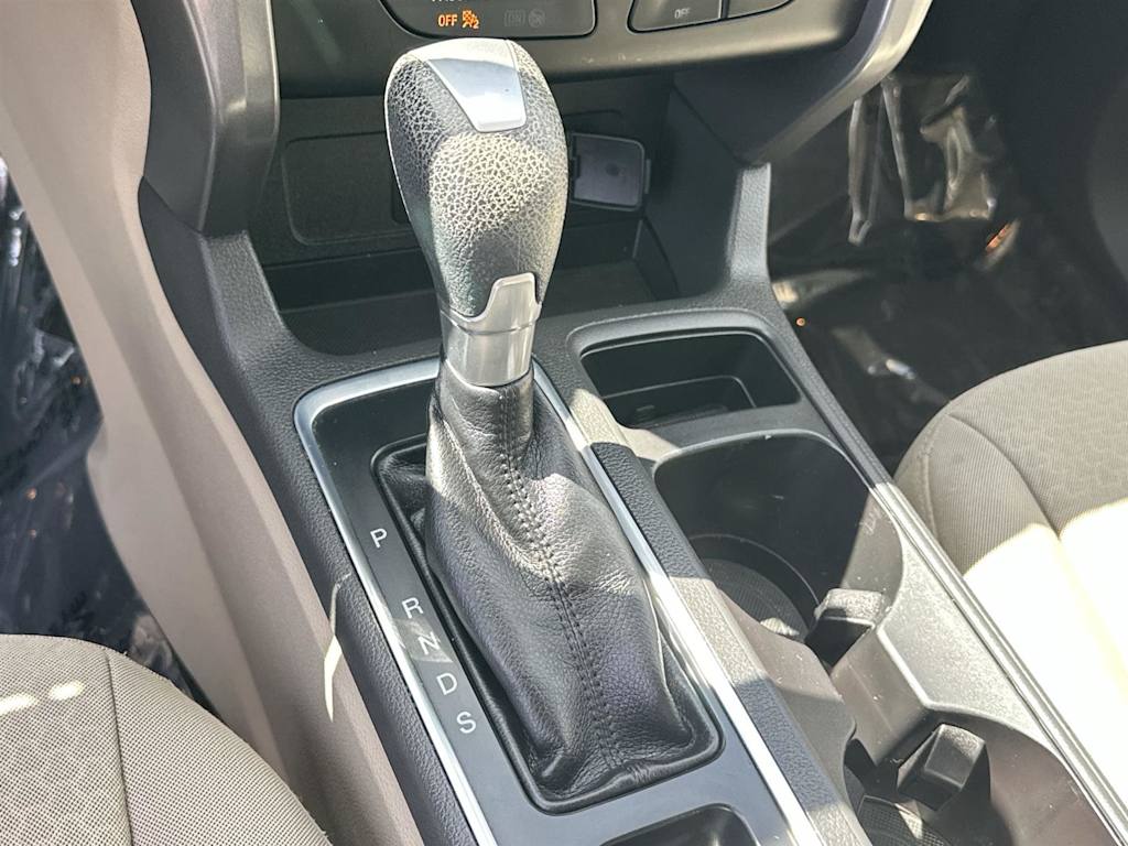Thumbnail: 2017 Ford Escape - 17