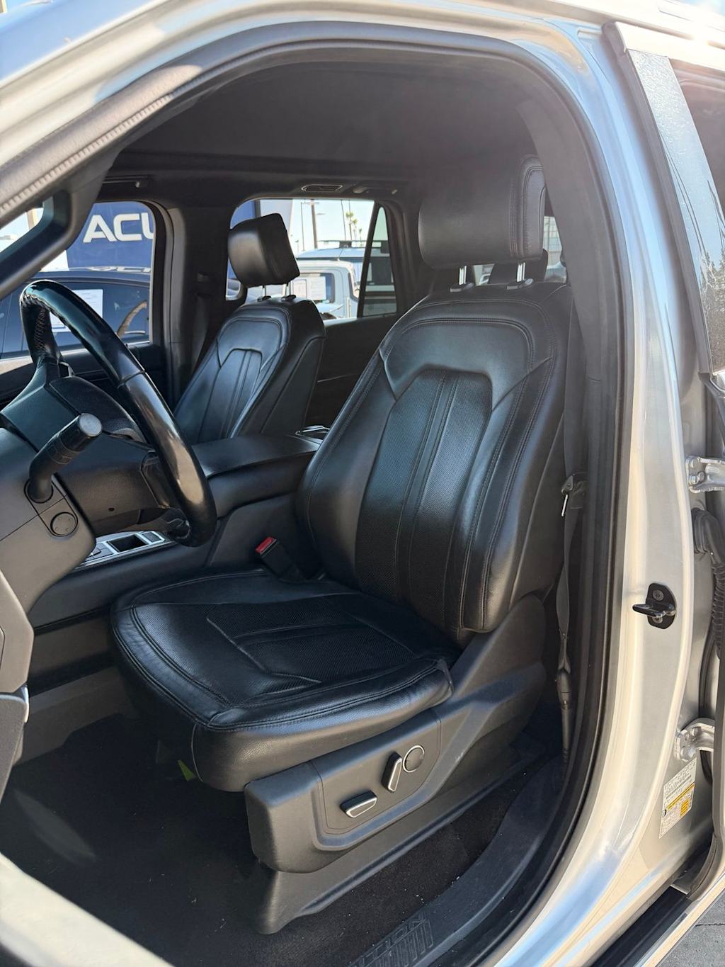 Thumbnail: 2018 Ford Expedition - 17