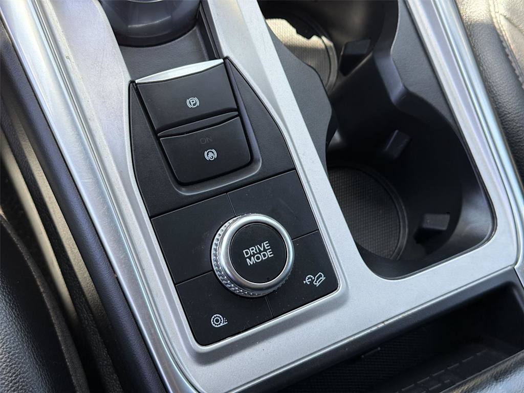 Thumbnail: 2023 Ford Explorer - 31