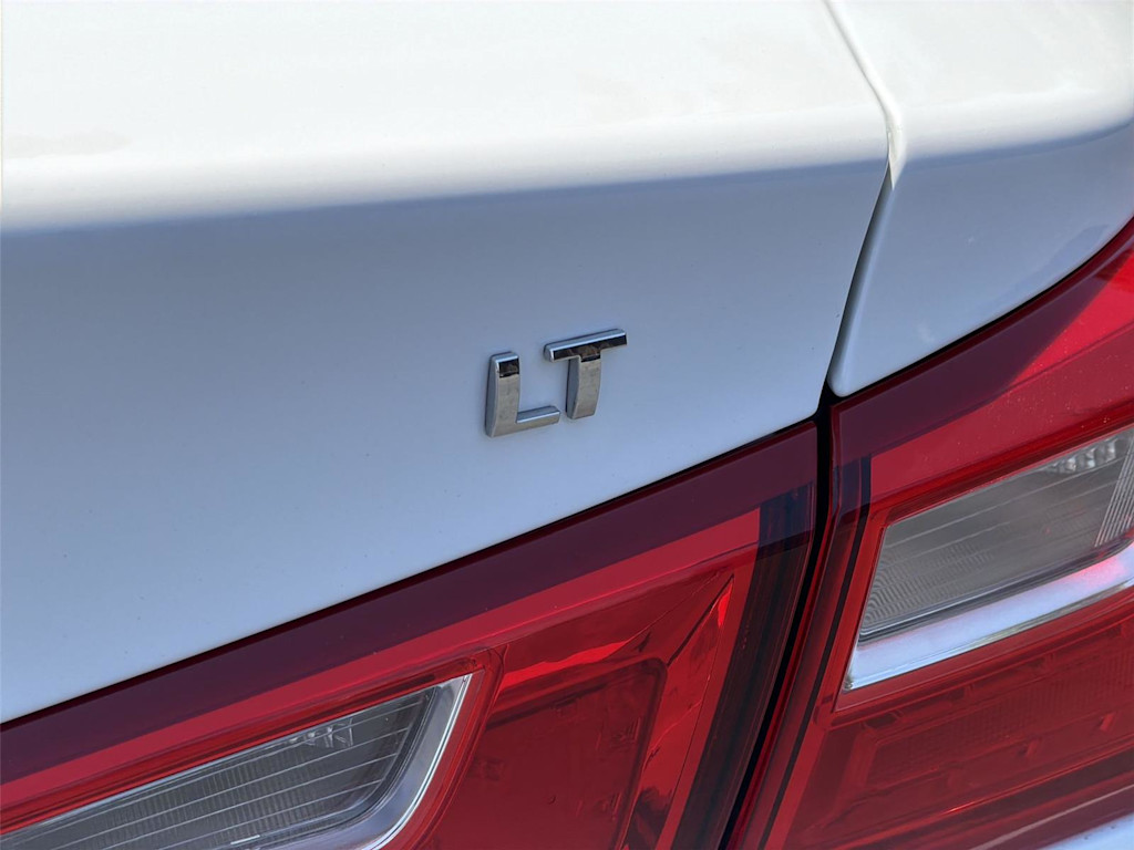 Thumbnail: 2024 Chevrolet Malibu - 20