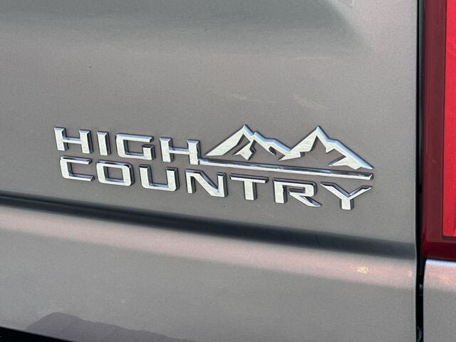 2022 Chevrolet Silverado 1500 High Country 7