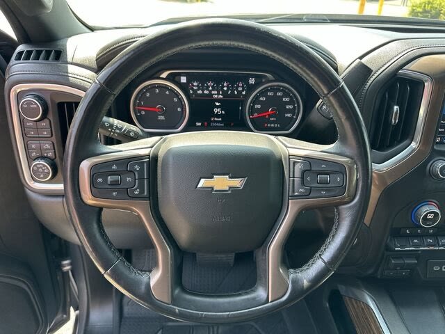 2022 Chevrolet Silverado 1500 High Country 15